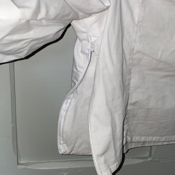 Beautiful top - Picture 4 of 8